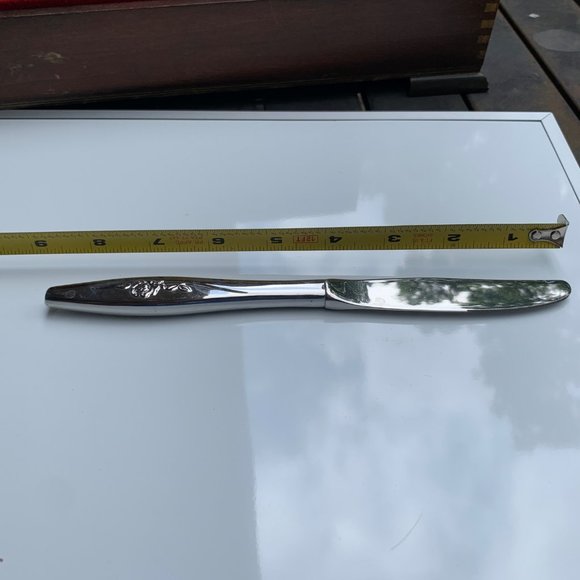 Oneida Lasting Rose Deluxe Stainless Modern Hollow Dinner Knife - Picture 4 of 4